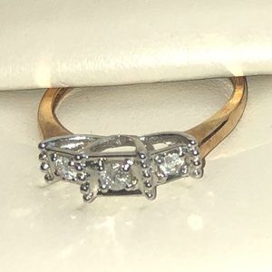 10 karat gold ring